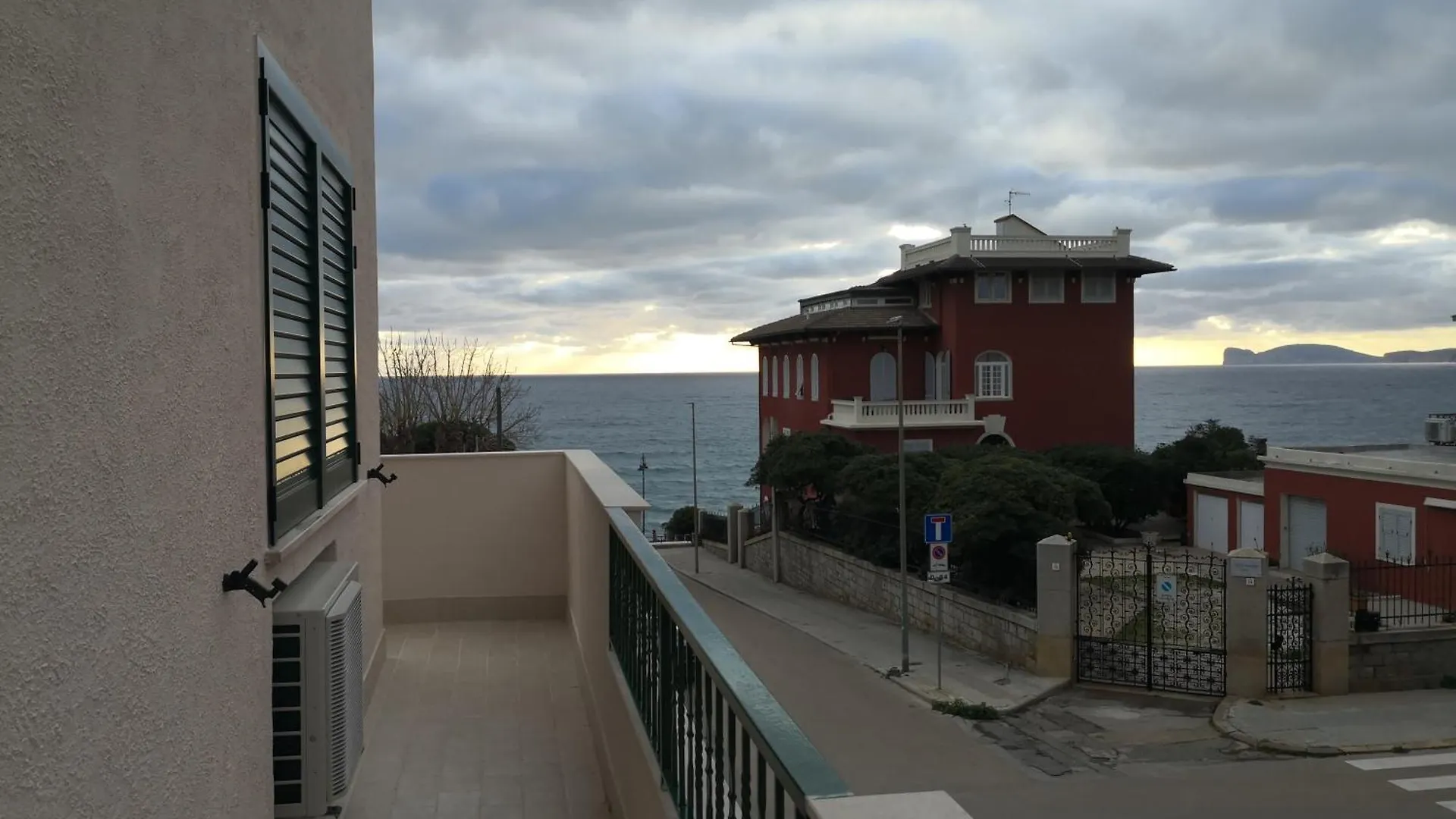Zona Residenziale, Appartamento Incantevole Vista Mare Via Antonio Gramsci, 18, 07041 Alghero Ss