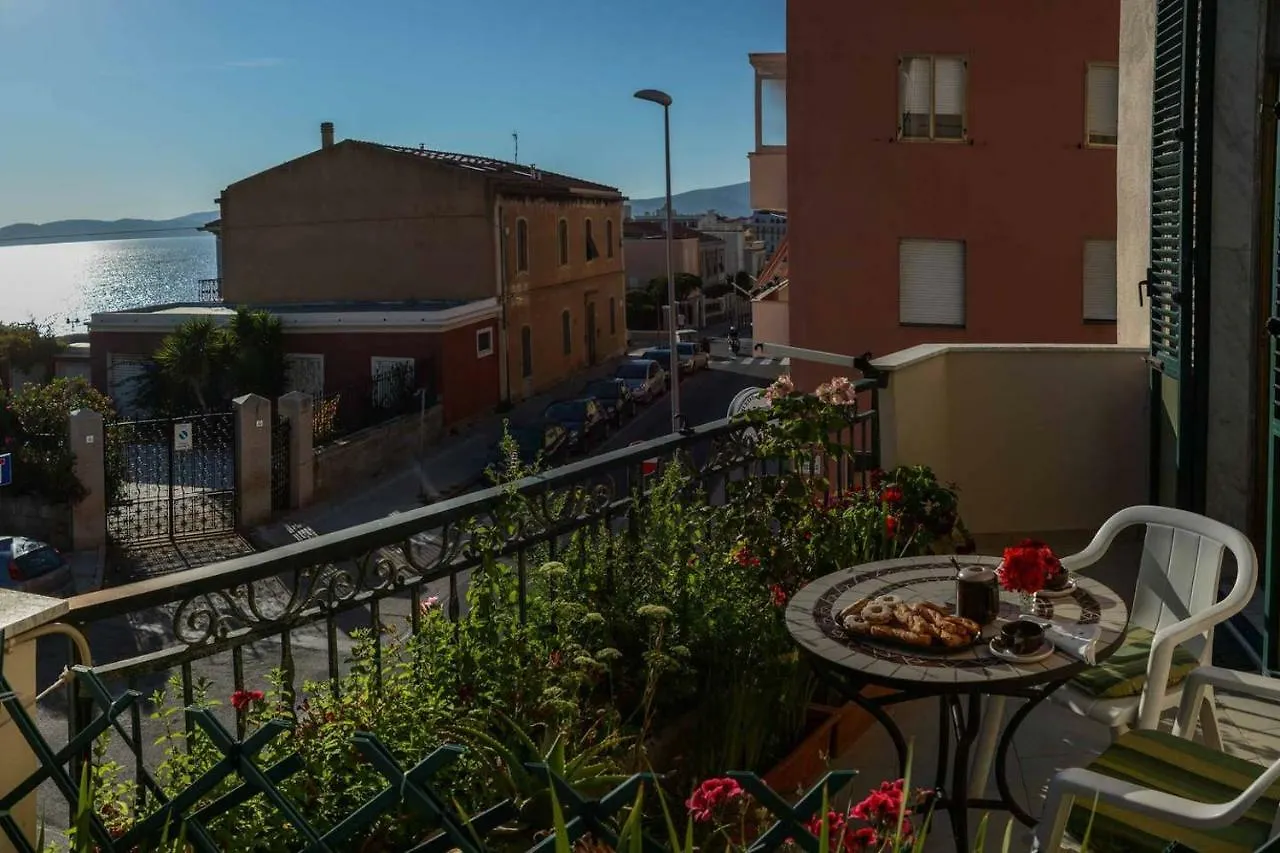 Zona Residenziale, Appartamento Incantevole Vista Mare Via Antonio Gramsci, 18, 07041 Alghero Ss Apartment